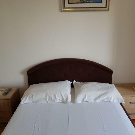 Sobe I Apartmani Marovic Petrovac 外观 照片