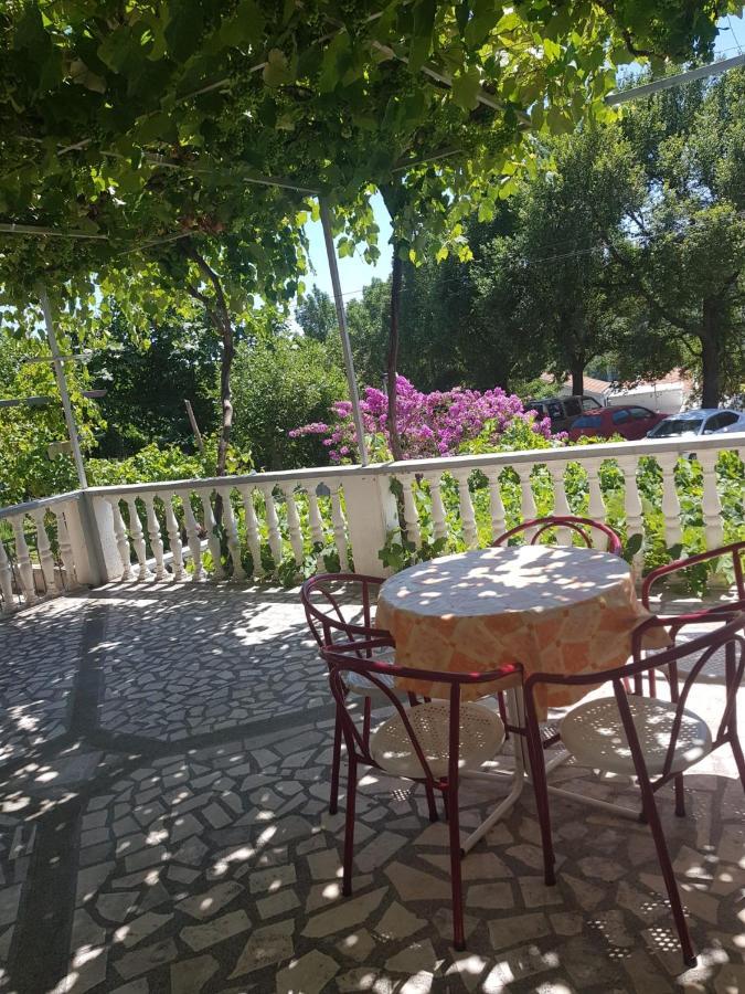 Sobe I Apartmani Marovic Petrovac 外观 照片