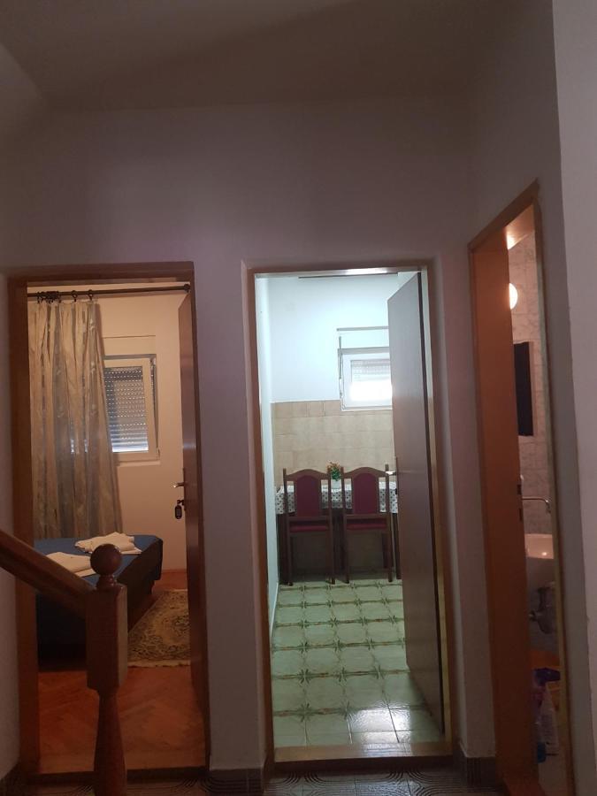 Sobe I Apartmani Marovic Petrovac 外观 照片