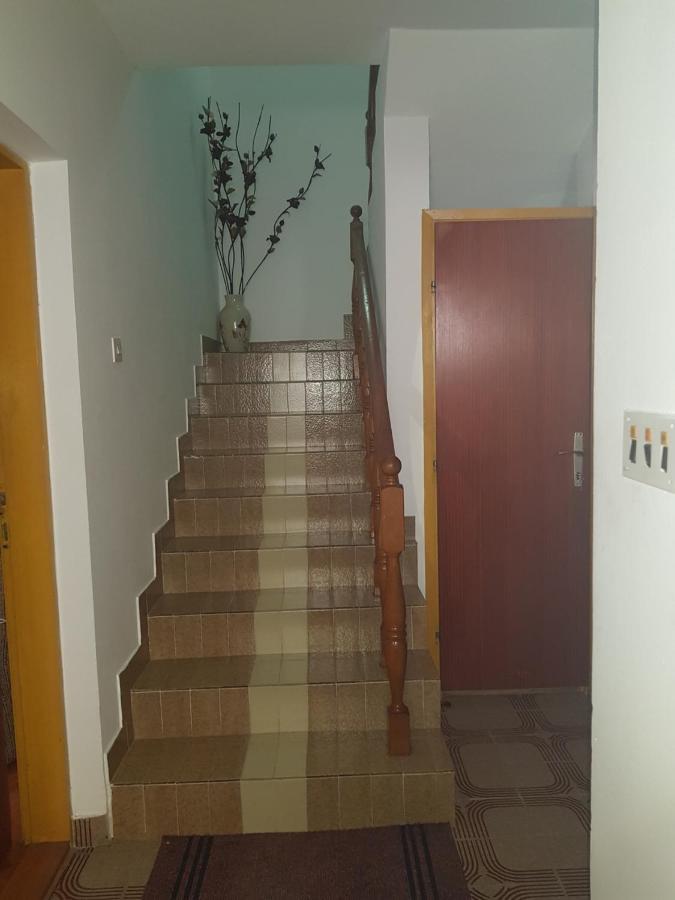 Sobe I Apartmani Marovic Petrovac 外观 照片