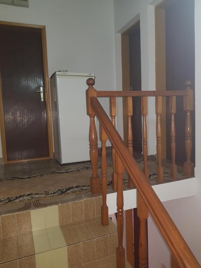 Sobe I Apartmani Marovic Petrovac 外观 照片
