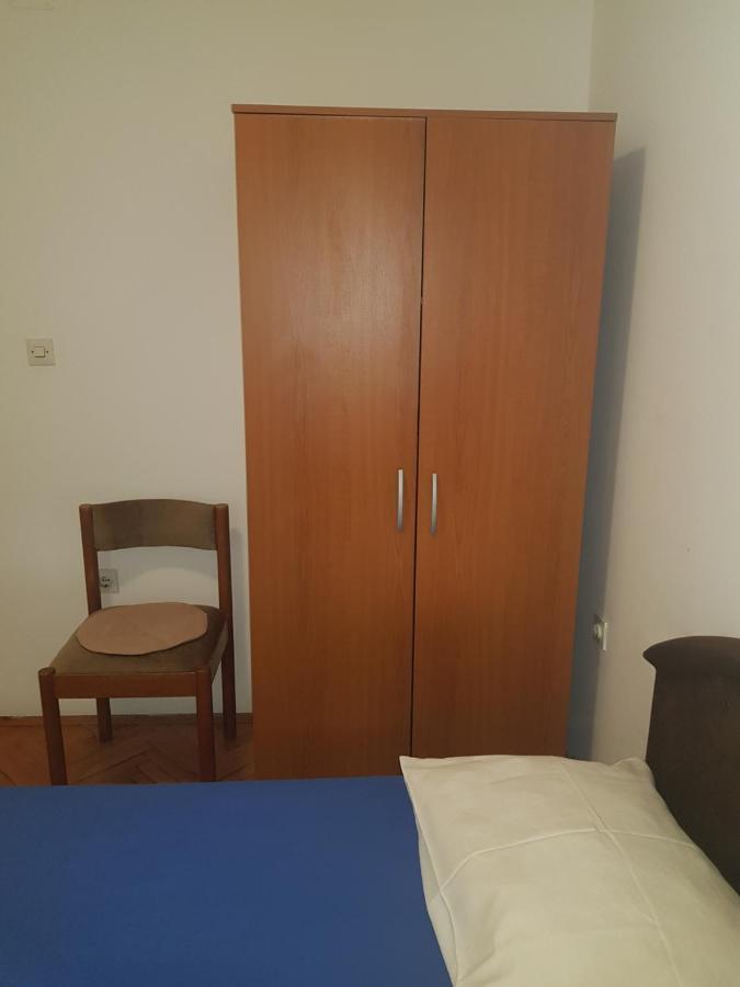 Sobe I Apartmani Marovic Petrovac 外观 照片