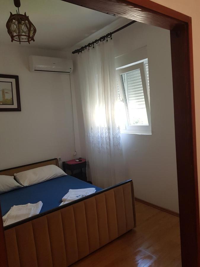 Sobe I Apartmani Marovic Petrovac 外观 照片