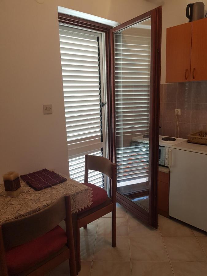 Sobe I Apartmani Marovic Petrovac 外观 照片