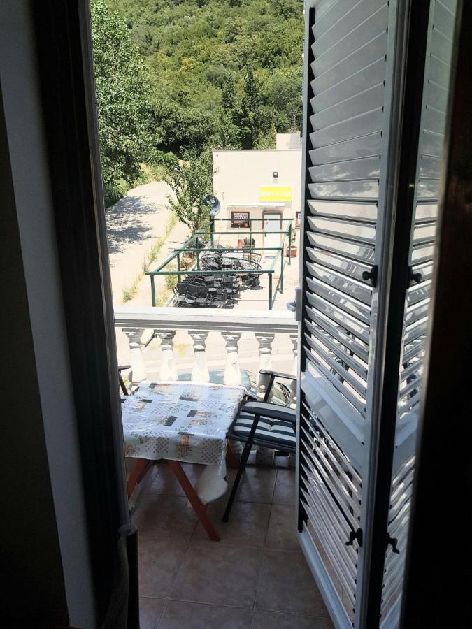 Sobe I Apartmani Marovic Petrovac 外观 照片