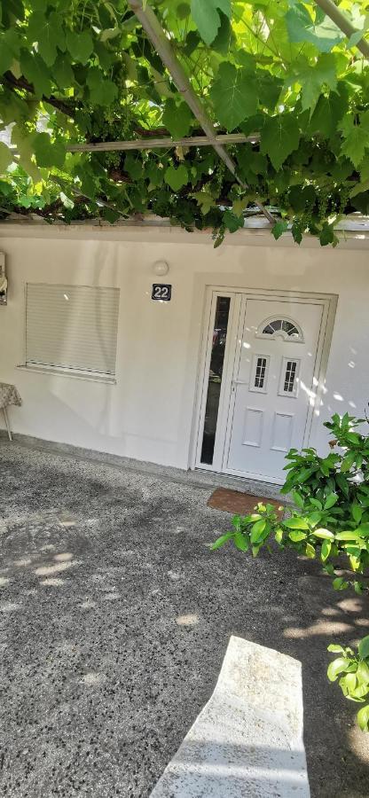 Sobe I Apartmani Marovic Petrovac 外观 照片