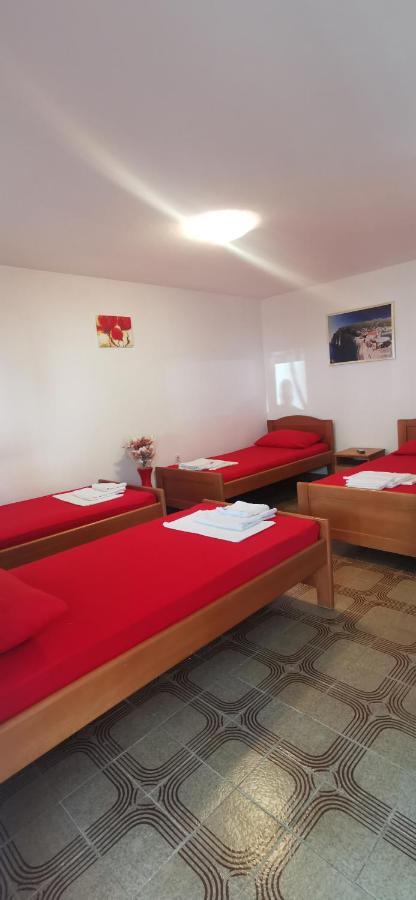 Sobe I Apartmani Marovic Petrovac 外观 照片