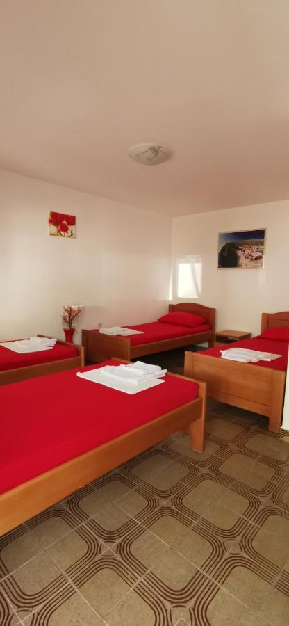 Sobe I Apartmani Marovic Petrovac 外观 照片