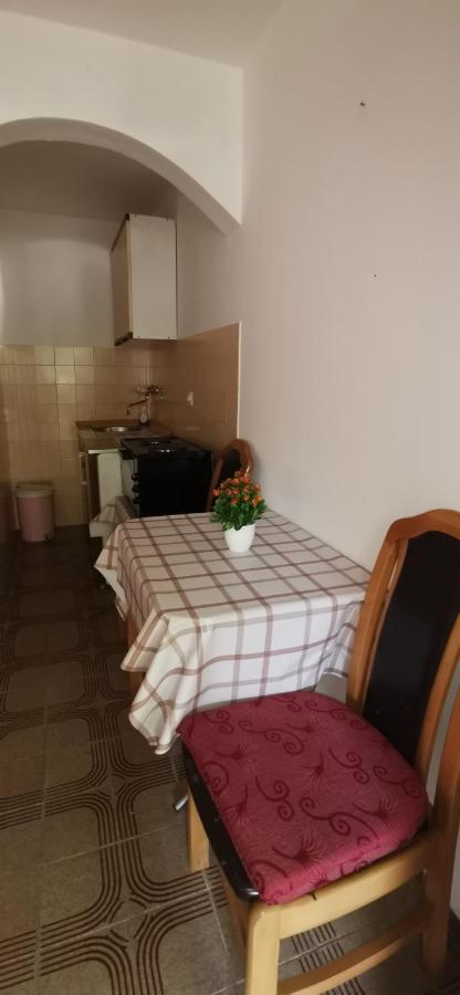 Sobe I Apartmani Marovic Petrovac 外观 照片