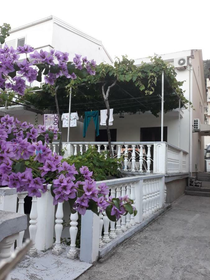Sobe I Apartmani Marovic Petrovac 外观 照片